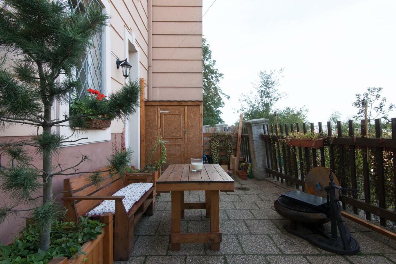 Victoria Design Stays - Apartment Rehorova Prague Exterior photo
